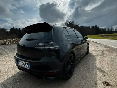 Używany VW Golf VII GTD 184 KM (135 kW) 2016 Czarny Sedan/Limuzyna