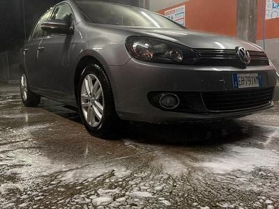 Usata VW Golf VI Highline 102 CV (75 kW) 2011 Grigio Utilitaria