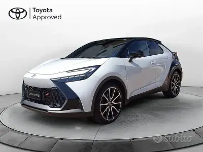 Usata Toyota C-HR Sport 198 CV (145 kW) 2024 Bianco SUV