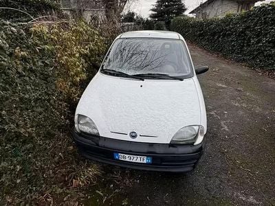 Occasion Fiat 600 Active 54 ch (39 kW) 2006 Citadine