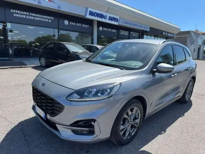 Usata Ford Kuga ST-Line X 120 CV (88 kW) 2021 Grigio SUV