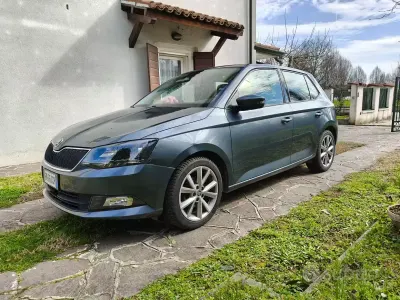 Usata Skoda Fabia Ambition 75 CV (55 kW) 2017 Bluazzurro Berlina
