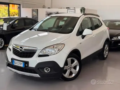 Usata Opel Mokka 131 CV (96 kW) 2014 Bianco SUV