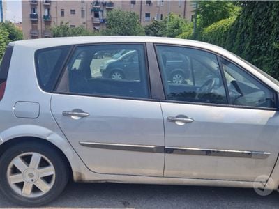 Usata Renault Scénic 95 CV (69 kW) 2003 Grigio Monovolume