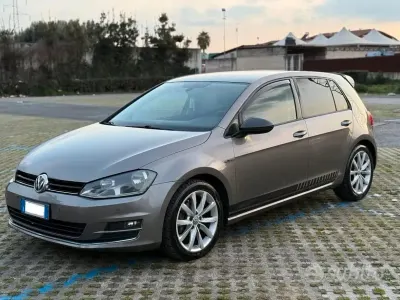 Usata VW Golf VII Highline 105 CV (77 kW) 2013 Grigio Berlina