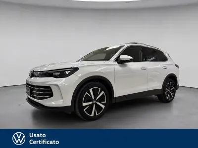 Usata VW Tiguan Elegance 150 CV (110 kW) 2024 Bianco / pastello SUV