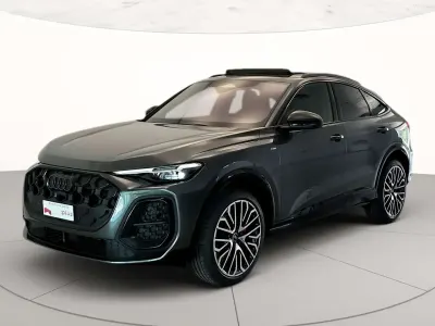 Usata Audi Q5 Sportback S-Line 204 CV (150 kW) 2025 Grigio daytona perlato SUV