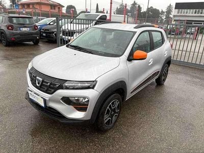 Usata Dacia Spring Comfort Plus 19 kW (26 CV) 2022 Argento Utilitaria