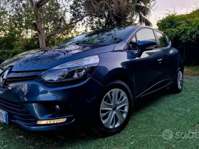 Usata Renault Clio IV Intens 75 CV (55 kW) 2017 Berlina