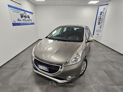Usata Peugeot 208 Active 82 CV (60 kW) 2015 Grigio Utilitaria