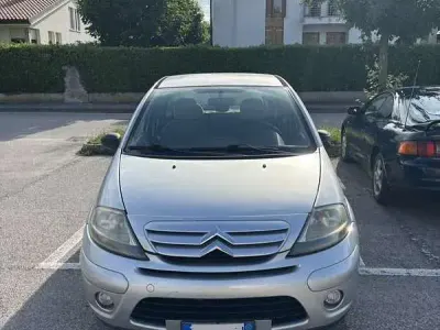 Usata Citroën C3 60 CV (44 kW) 2008 Grigio Berlina