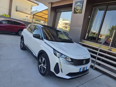 Usata Peugeot 3008 GT 131 CV (96 kW) 2023 Bianco SUV