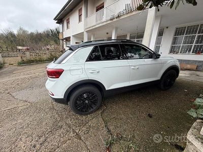 Usata VW T-Roc Sport 116 CV (85 kW) 2024 SUV