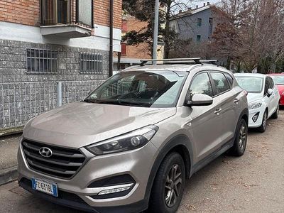 Grigio Usata 2015 Hyundai Tucson Turbo SUV | 6500 € (Buon prezzo)