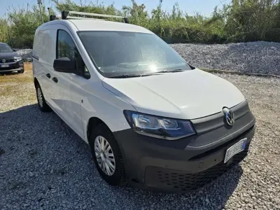 Usata VW Caddy Business 75 CV (55 kW) 2022 Bianco Monovolume