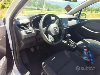Usata Renault Clio V 72 CV (52 kW) 2020 Berlina