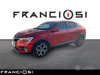 Usata Renault Arkana Intens 140 CV (102 kW) 2023 Rosso SUV