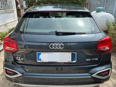 Usata Audi Q2 Admired 150 CV (110 kW) 2022 Grigio SUV