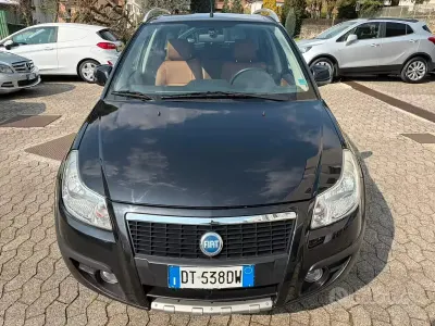 Usata Fiat Sedici Emotion 107 CV (78 kW) 2009 Nero SUV