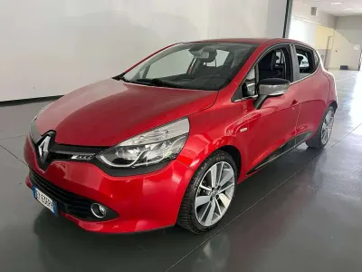 Usata Renault Clio IV 90 CV (66 kW) 2015 Rosso Berlina