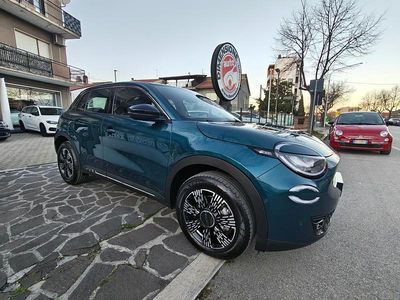Nuova Fiat 600 La Prima 135 CV (99 kW) 2025 Verde SUV