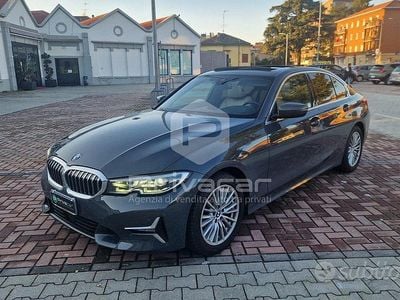 Usata BMW 320 Luxury Line 190 CV (139 kW) 2020 Grigio Berlina