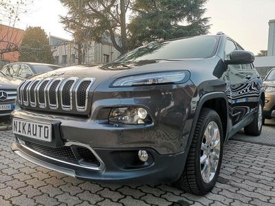 Usata Jeep Cherokee Longitude 169 CV (124 kW) 2015 Grigio SUV