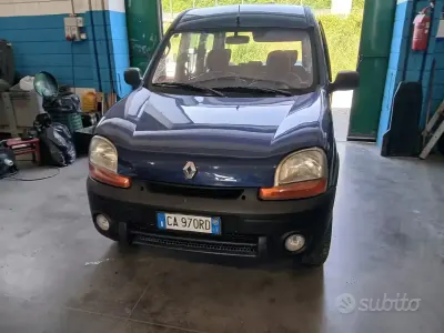 Usata Renault Kangoo 95 CV (69 kW) 2002 Blu Monovolume