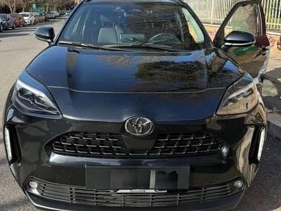 Usata Toyota Yaris Cross Lounge 92 CV (67 kW) 2024 Nero SUV