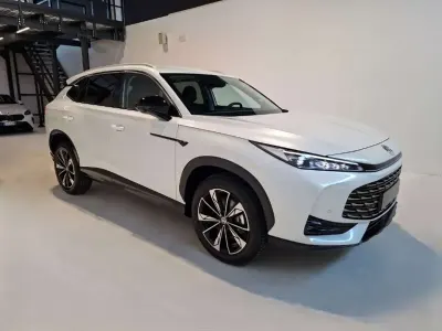 Nuova MG HS Luxury 224 CV (164 kW) 2026 Bianco SUV