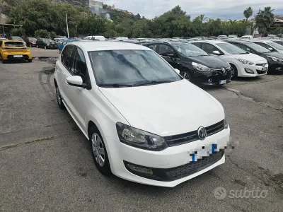 Usata VW Polo Comfortline 60 CV (44 kW) 2013 Bianco Utilitaria