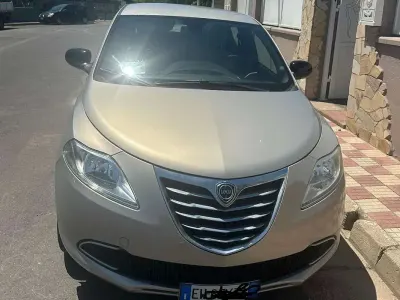 Usata Lancia Ypsilon