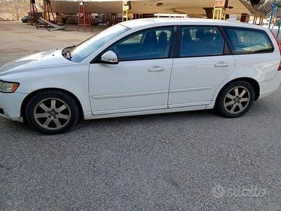 Usata Volvo V50 2010 Bianco Station wagon