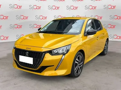 Usata Peugeot 208 Allure 101 CV (74 kW) 2022 Giallo Utilitaria