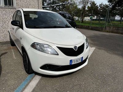 usata Lancia Ypsilon 1.2 Gold ecochic Gpl 69cv