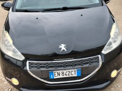 usata Peugeot 208 1.6 e-HDi 92 CV Stop&Start 5 porte Active