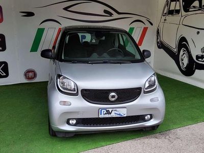 Usata Smart ForTwo Coupé Passion 71 CV (52 kW) 2016 Argento Utilitaria