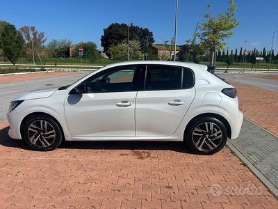Usata Peugeot 208 75 CV (55 kW) 2022 Bianco Utilitaria