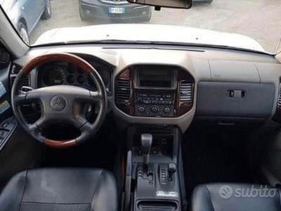 usata Mitsubishi Pajero Pajero 3.2 16V DI-D 3p. aut. Inv. Tecno