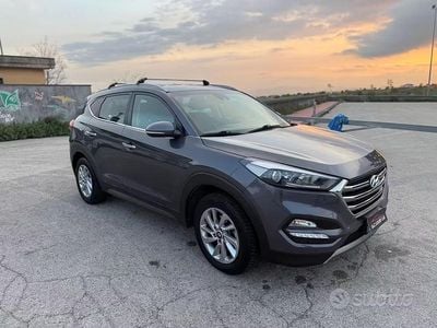 Usata Hyundai Tucson Xpossible 116 CV (85 kW) 2016 Grigio SUV