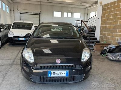 Usata Fiat Punto Street 95 CV (69 kW) 2018 Nero Utilitaria