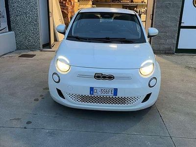 Usata Fiat 500e Action 42 kW (58 CV) 2023 Utilitaria