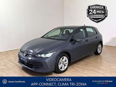 Usata VW Golf VIII Life 116 CV (85 kW) 2025 Dolphin grey Utilitaria