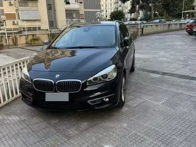 Usata BMW 218 150 CV (110 kW) 2016 Nero Station wagon