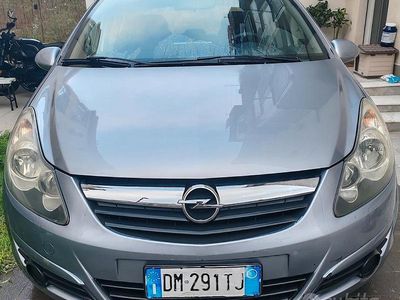 Usata Opel Corsa Enjoy 80 CV (58 kW) 2010 Utilitaria