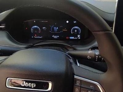 Begagnad Jeep Compass 131 HK (96 kW) 2023 Grå SUV