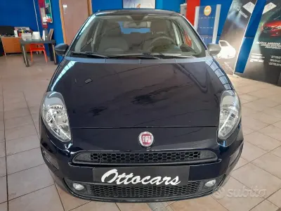 Usata Fiat Punto Street 95 CV (69 kW) 2018 Bluazzurro Utilitaria