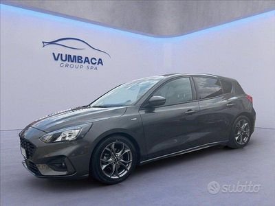Usata Ford Focus ST-Line 120 CV (88 kW) 2020 Grigio Berlina