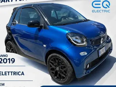 Usata Smart ForTwo Electric Drive Passion 41 kW (56 CV) 2019 Blu/azzurro Cabrio