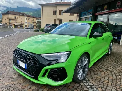 Usata Audi RS3 400 CV (294 kW) 2023 Verde Berlina